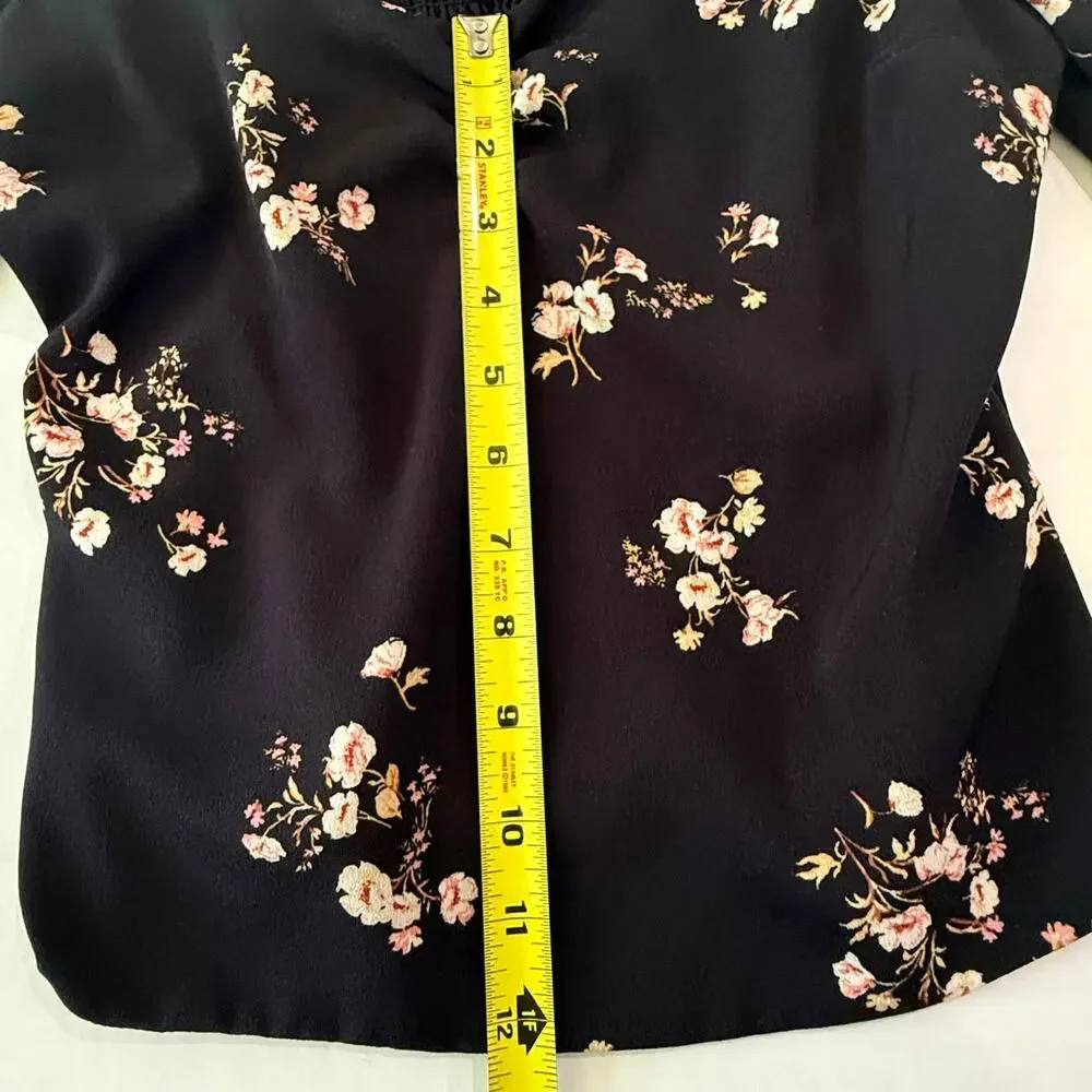 Abercrombie & Fitch Black Floral Smocked Puff Sleeve Crop Top Size S Cottagecore